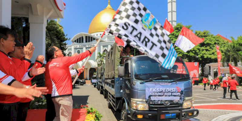 Lepas Tim Ekspedisi 79 Gunung Arjuno, Pj Gubernur Jatim Gugah Kesadaran Pentingnya Pelestarian Alam