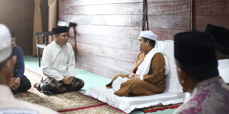 Kunjungi Tuan Guru Babussalam, Hasan Basri Sagala: Senang Sekali Bertemu Wali Allah