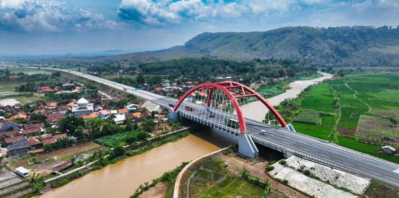 Waskita Karya Selesaikan Pembangunan 23 Ruas Jalan Tol