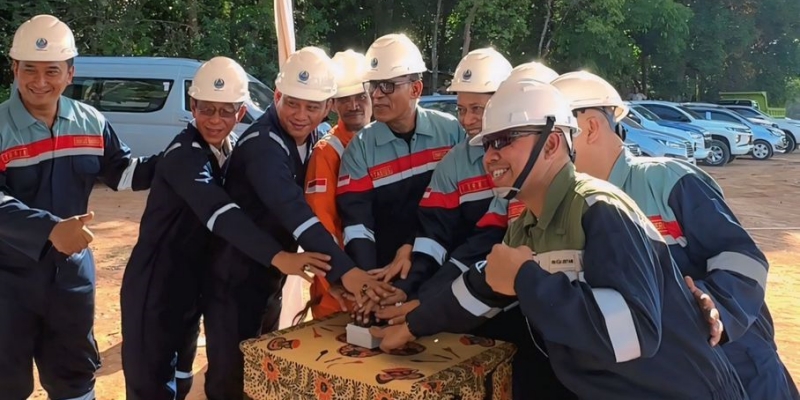 Induk Koperasi Unit Desa (Inkud) resmi mengoperasikan kilang minyak bekas Pertamina Idle Well di Desa Arahan, Kabupaten Lahat, Sumatera Selatan/Ist