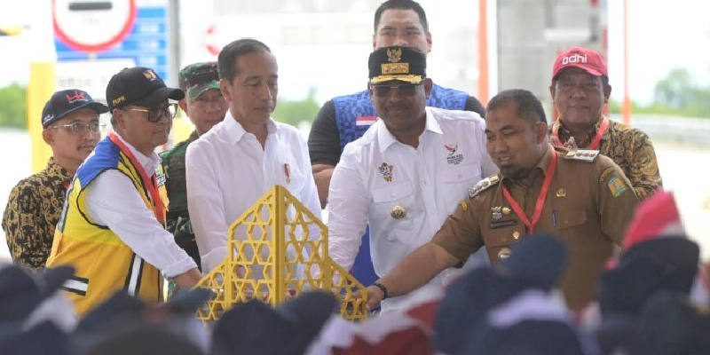 Presiden Jokowi Resmikan Empat Ruas Tol di Aceh