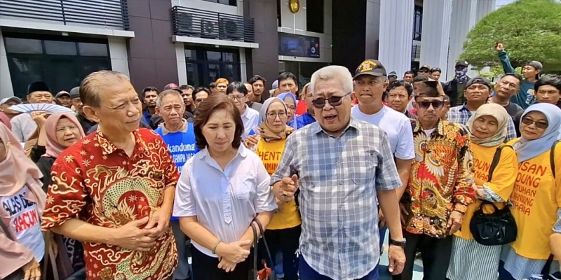 Warga Karawang Dukung Pembebasan Kusumayati yang Dipidanakan Anaknya Sendiri