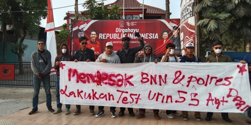 Mahasiswa Desak Polisi Tes Urine 55 Anggota DPRD Kabupaten Bekasi