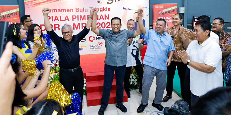 Turnamen "Senayan Smash" Piala Pimpinan DPR dan MPR Dorong Peningkatan Prestasi Bulutangkis Nasional