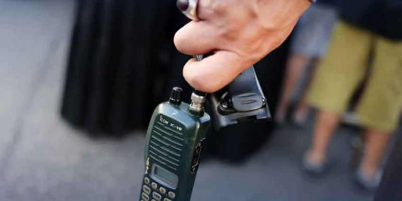 Takut Meledak, Lebanon Larang Pager dan Walkie-Talkie di Pesawat