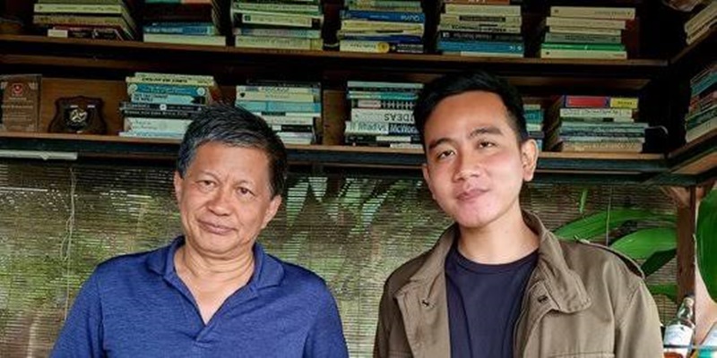 Ingin Selamatkan Gibran, Rocky Gerung Justru Dilaporkan