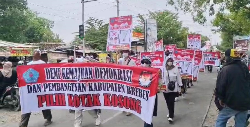 Pilih Kotak Kosong Menggema di Pilkada Brebes