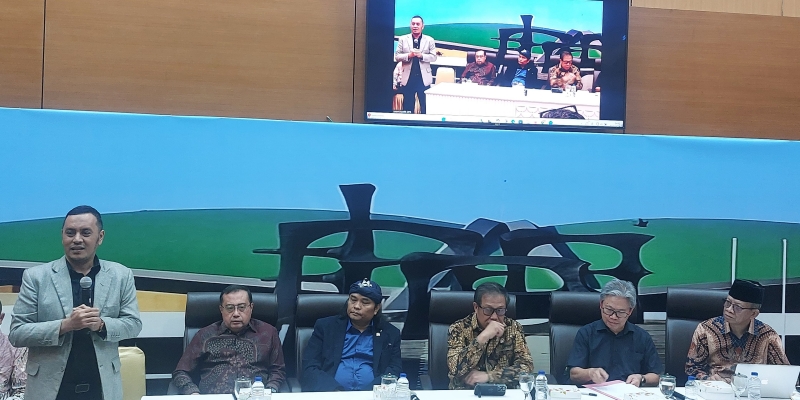 DPR Ingatkan Pemerintah Pertimbangkan Dampak RPMK IHT