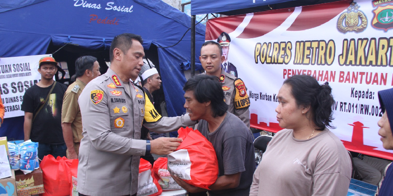 Bantu Korban Kebakaran Tambora, Polres Jakbar Dirikan Posko Pelayanan