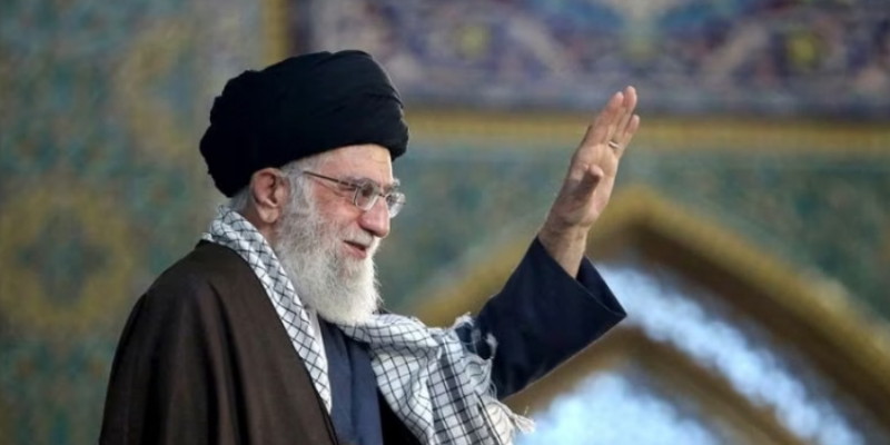 Iran Bombardir Israel, Khamenei: Kemenangan Ilahi Semakin Dekat