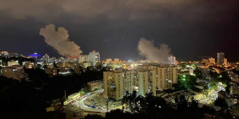 Peringati Setahun Perang Gaza, Hizbullah Serang Kota Haifa Israel