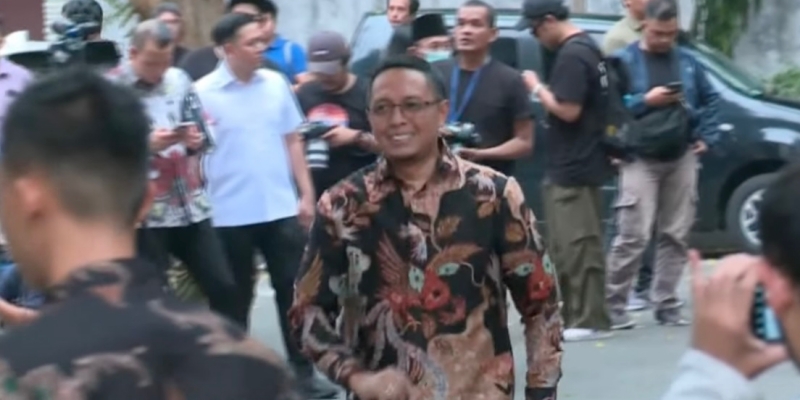 Dipanggil Prabowo, Hasan Nasbi Singgung Ekonomi dan Pembangunan