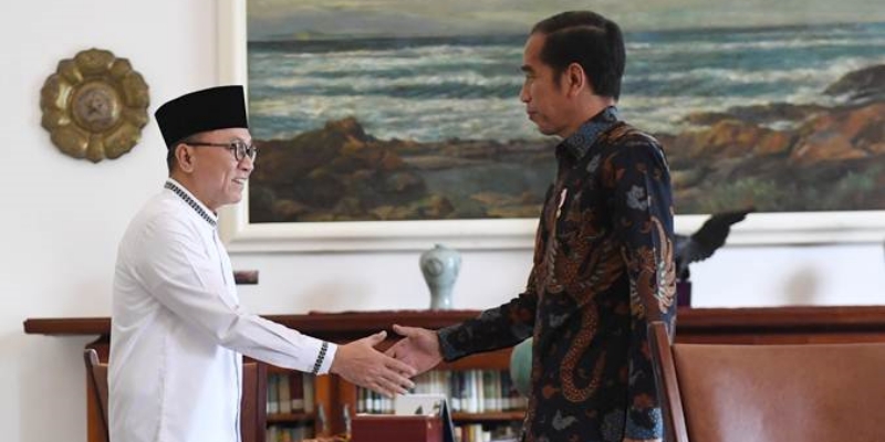 Zulhas Perburuk Citra Jokowi di Ujung Kekuasaan