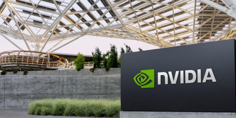 Kejar-kejaran dengan Apple, Saham Nvidia Naik 18 Persen di Oktober