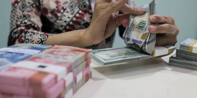 Rupiah Dibuka Perkasa ke Rp15.662 Usai Rilis Data Inflasi AS