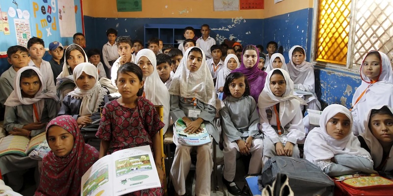 Angka Anak Tidak Sekolah Tinggi, Sepertiga Pakistan Hilang