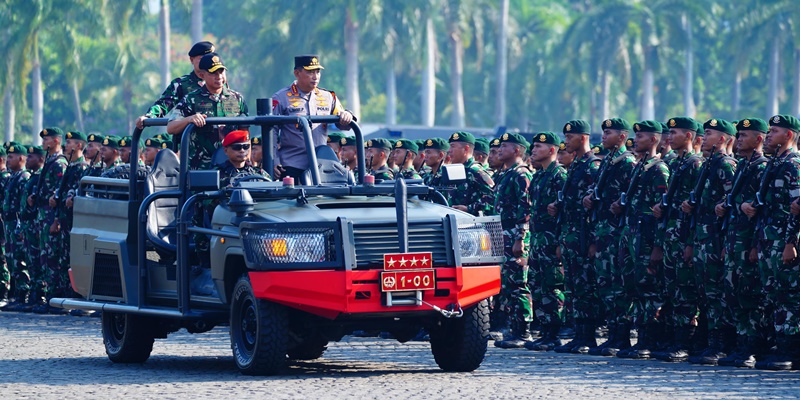 Cek Pasukan Pengaman Pelantikan