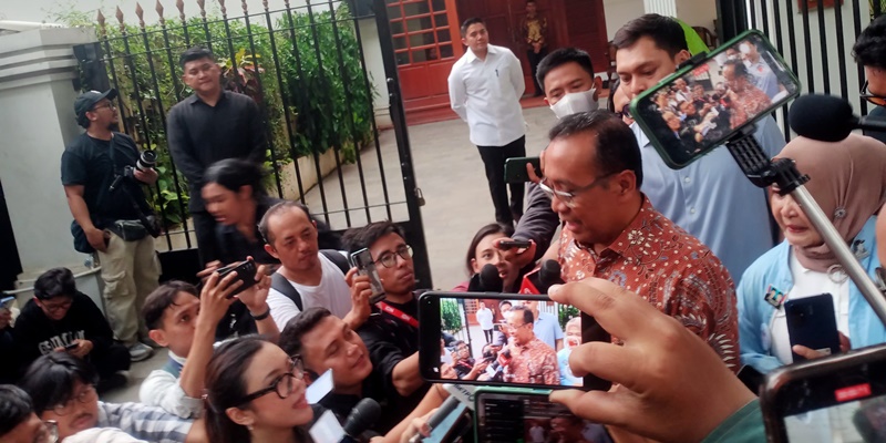 Sudah Lapor Jokowi, Pratikno Sebut Prabowo Minta Dibantu