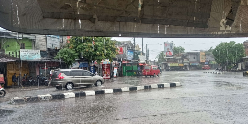 Sebagian Jakarta Diguyur Hujan Ringan