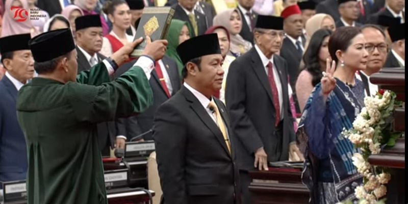 Anggota DPR Periode 2024-2029 Jalani Sumpah Sakral