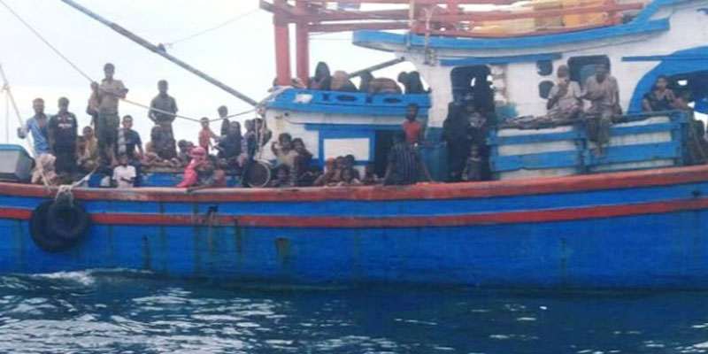 Seorang Pengungsi Rohingya Meninggal di Atas Kapal