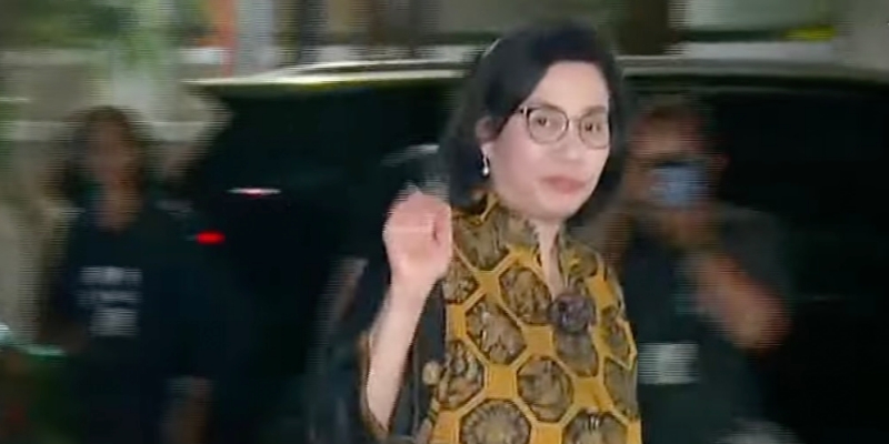 Diisukan Pensiun, Sri Mulyani Ikut Merapat ke Rumah Prabowo