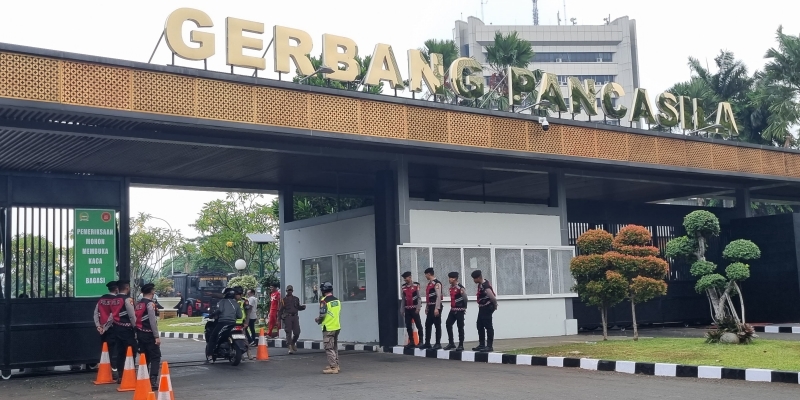 Pintu masuk gerbang Pancasila Gedung DPR RI, Senayan, Jakarta mendapat penjagaan ketat/RMOL