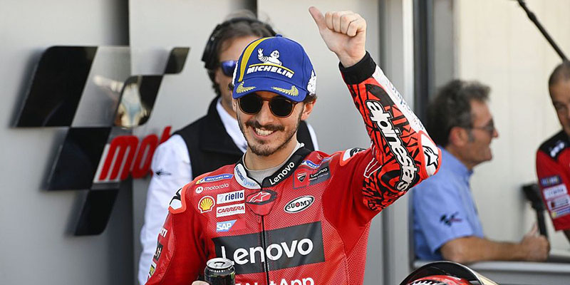 Bagnaia Tak Habis Pikir Marquez Nekat "Buang Sampah" di Sirkuit