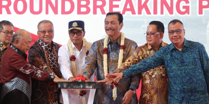 Luhut Resmikan Bandara Dhoho Kediri, Peluang Bisnis Baru di Jawa Timur