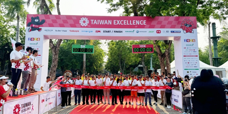 Eksistensi Sembilan Tahun, Taiwan Excellence Happy Run Sukses Digelar Di Ancol