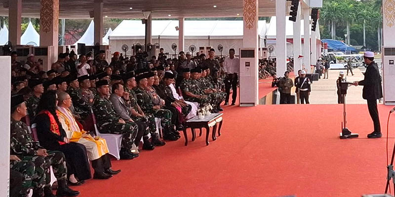 Kapolri dan Panglima TNI Kompak Hadiri Doa Bersama Peringatan HUT ke-79 TNI