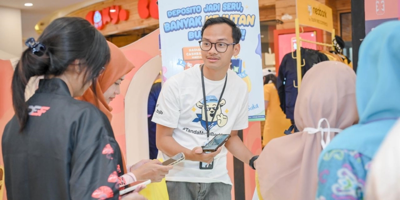 OJK bersama bank bjb dan IJK Giatkan Literasi Keuangan di FinExpo 2024