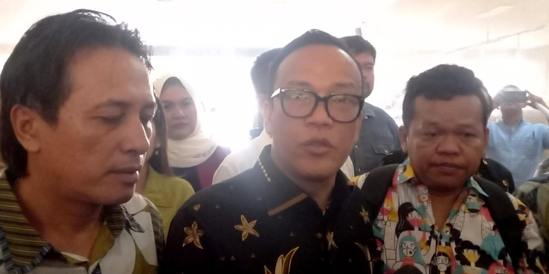 Soal Menteri dari PDIP, Joman: Jauhkan Prabowo dari Para Brutus<i>!</i>