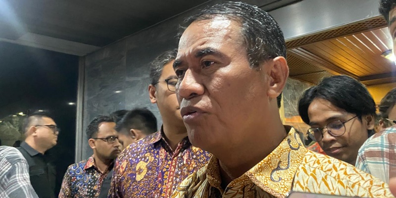 Janji Amran, Milenial Bakal Digaji Rp10 Juta Jika Jadi Petani