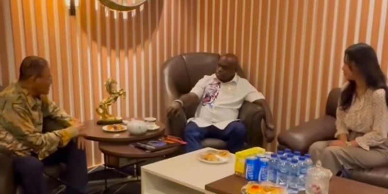 Menjamu Prof Romli, Menteri HAM Natalius Pigai Akui Dapat Banyak Masukan