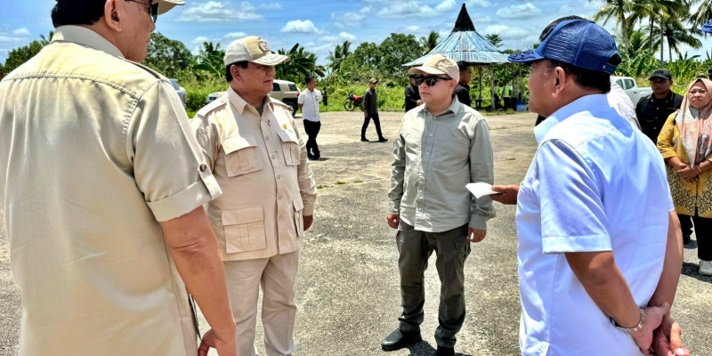 Presiden Prabowo Kunjungi Proyek Cetak Sawah 1 Juta Hektar Didampingi Haji Isam