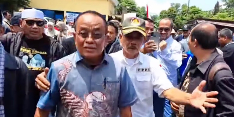 Abraham Samad dan Ratusan Aktivis Teken Surat Jaminan Bebas Said Didu