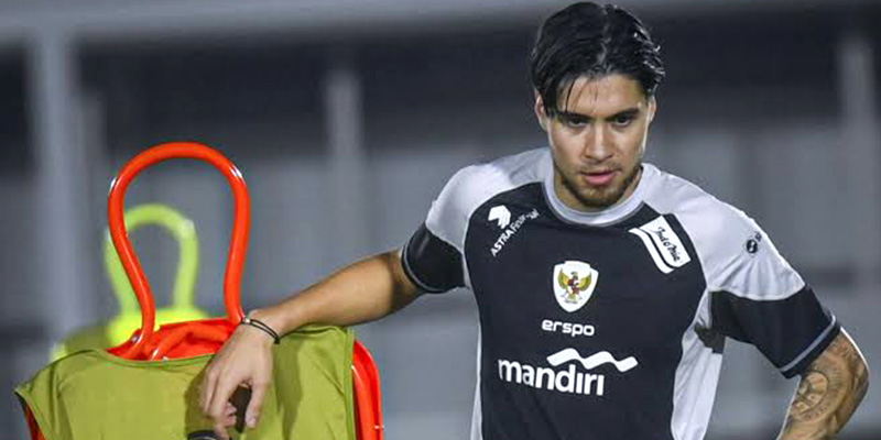 Kevin Diks Kecewa Tak Bisa Membela Garuda Lawan Elang Hijau