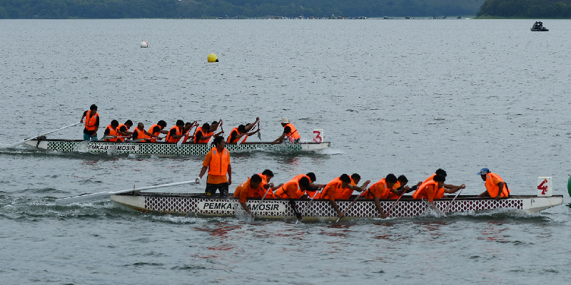 Lomba Solu Bolon Turut Meriahkan Aquabike Jetski Danau Toba 2024