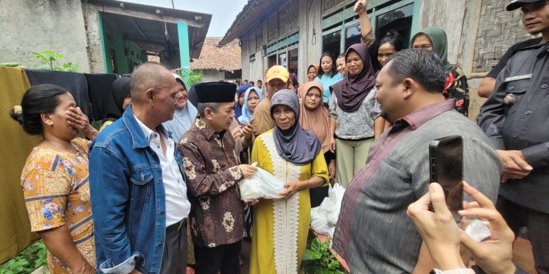 Jazuli Beri Bantuan ke Keluarga Sopir Truk Rem Blong di Cipularang