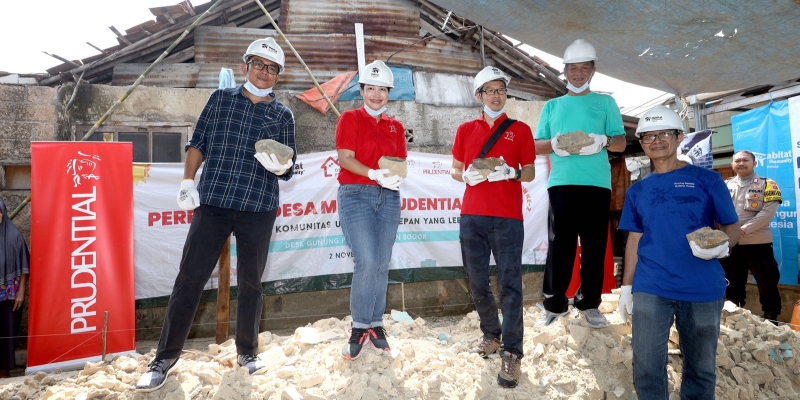 Program Desa Maju Tahap Tiga, Prudential Dorong Pemberdayaan Masyarakat Gunung Putri