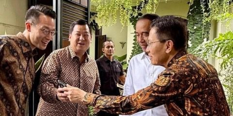 Bertemu Bos Lippo Group, Jokowi Ingin Pamer Kekuatan ke PDIP