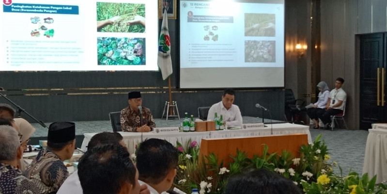 Mendes Yandri Minta Anak Buah Tak Asal Keluarkan Kebijakan