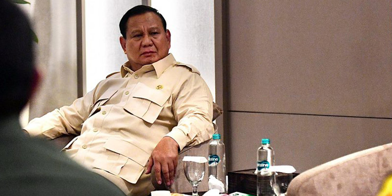 Rocky Gerung: Penetapan Tersangka Hasto Menambah Beban Prabowo