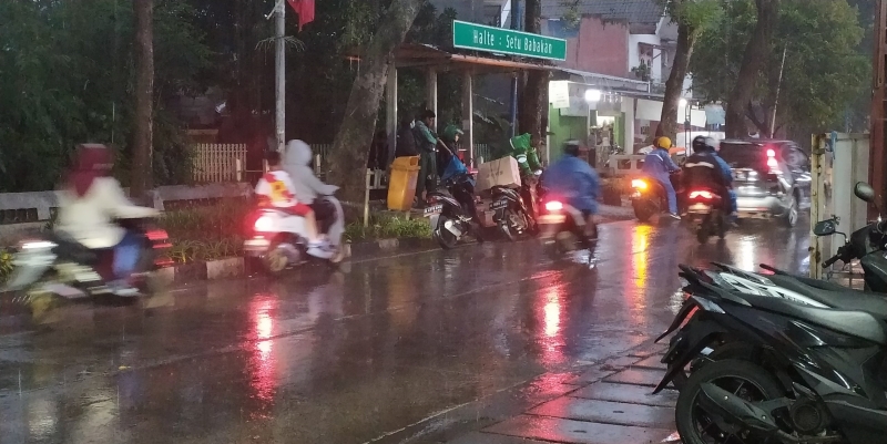 Sebagian Wilayah Jakarta Hujan