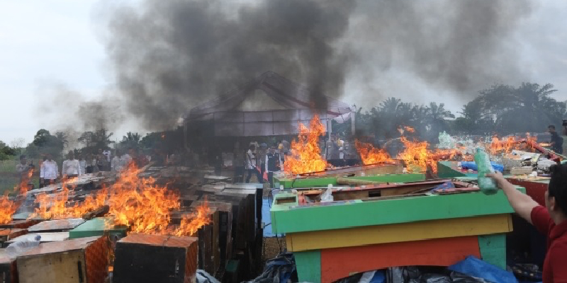 Kapolda Sumut Bakar 209 Mesin Judi