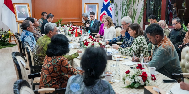 Menhut Raja Antoni Tingkatkan Kerja Sama Kehutanan dengan Norwegia