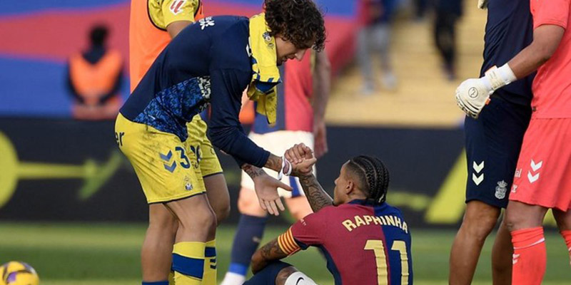 Las Palmas Tega Beri Kado Pahit Ulang Tahun ke-125 Barcelona