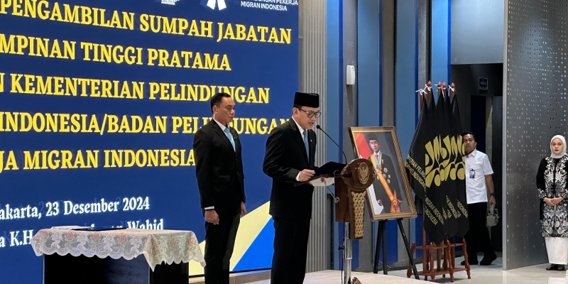 Menteri Karding Lantik 33 Pejabat Kementerian P2MI