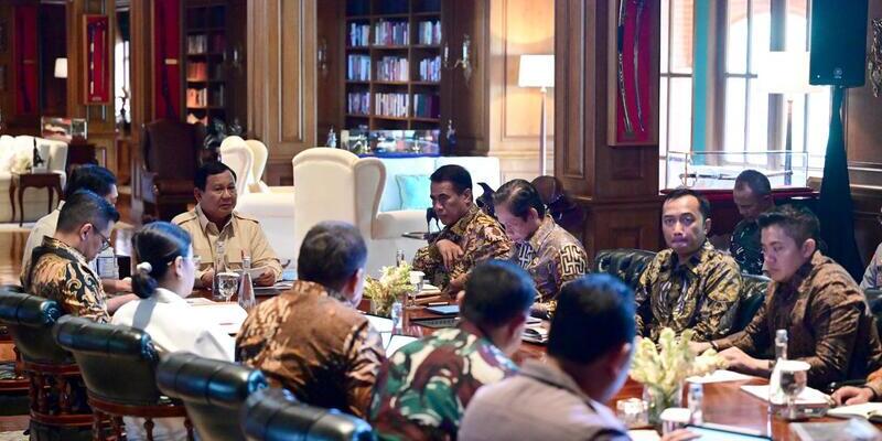 Gelar Ratas di Hambalang, Prabowo Bahas Penataan Lahan Sawit